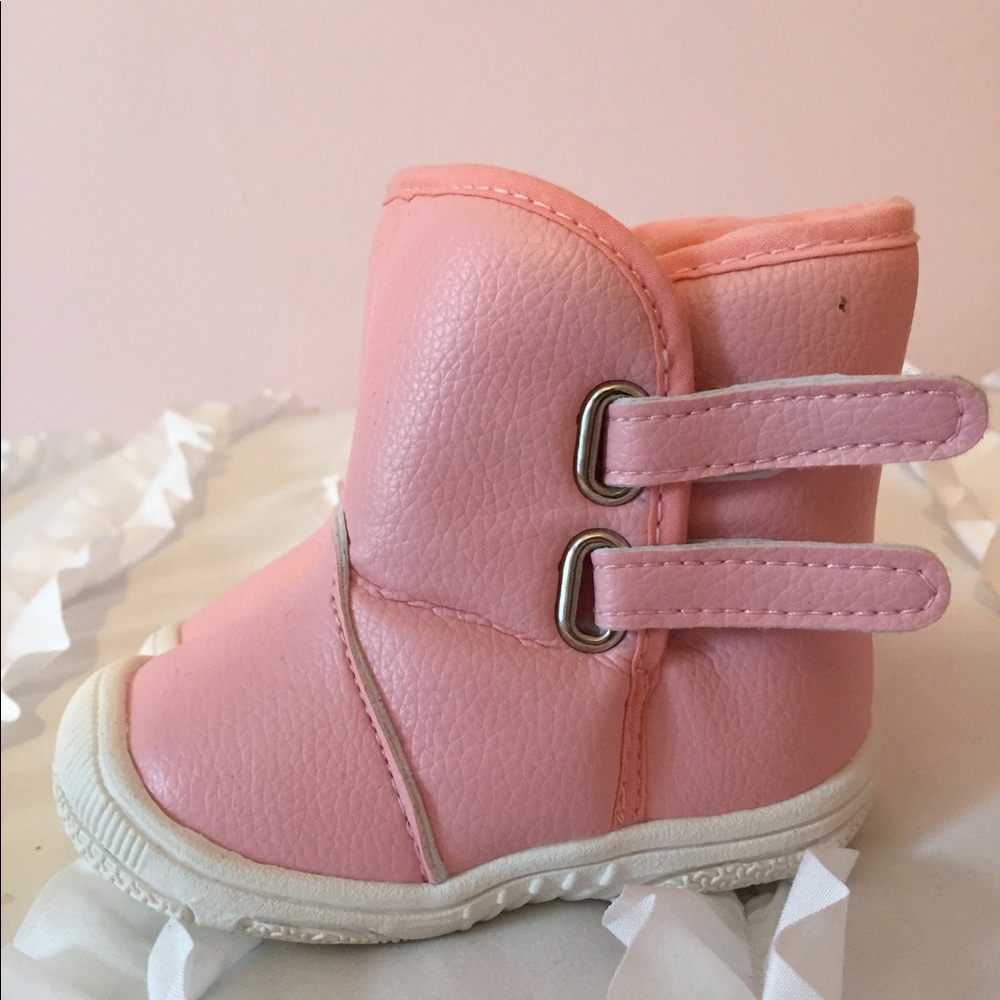 Pink baby snow boots